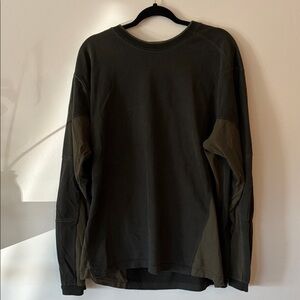 Vintage Kuhl Men's Black and Olive Long Sleeve Shirt